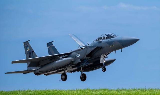 皇冠信用网会员如何注册_印尼买歼-10又生变皇冠信用网会员如何注册，90亿美元预算缩水到16亿，或考虑买退役战机