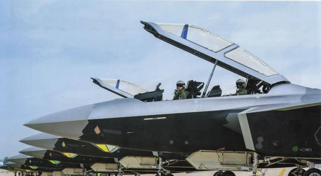 皇冠登1登2登3代理
_中航官宣:歼-20S具备对地、对海打击能力皇冠登1登2登3代理
,可与无人机协同作战!