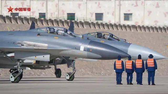 皇冠賬號註冊_三代同堂皇冠賬號註冊！央视首次出现歼-11、歼-11BS、歼-11BG同框画面